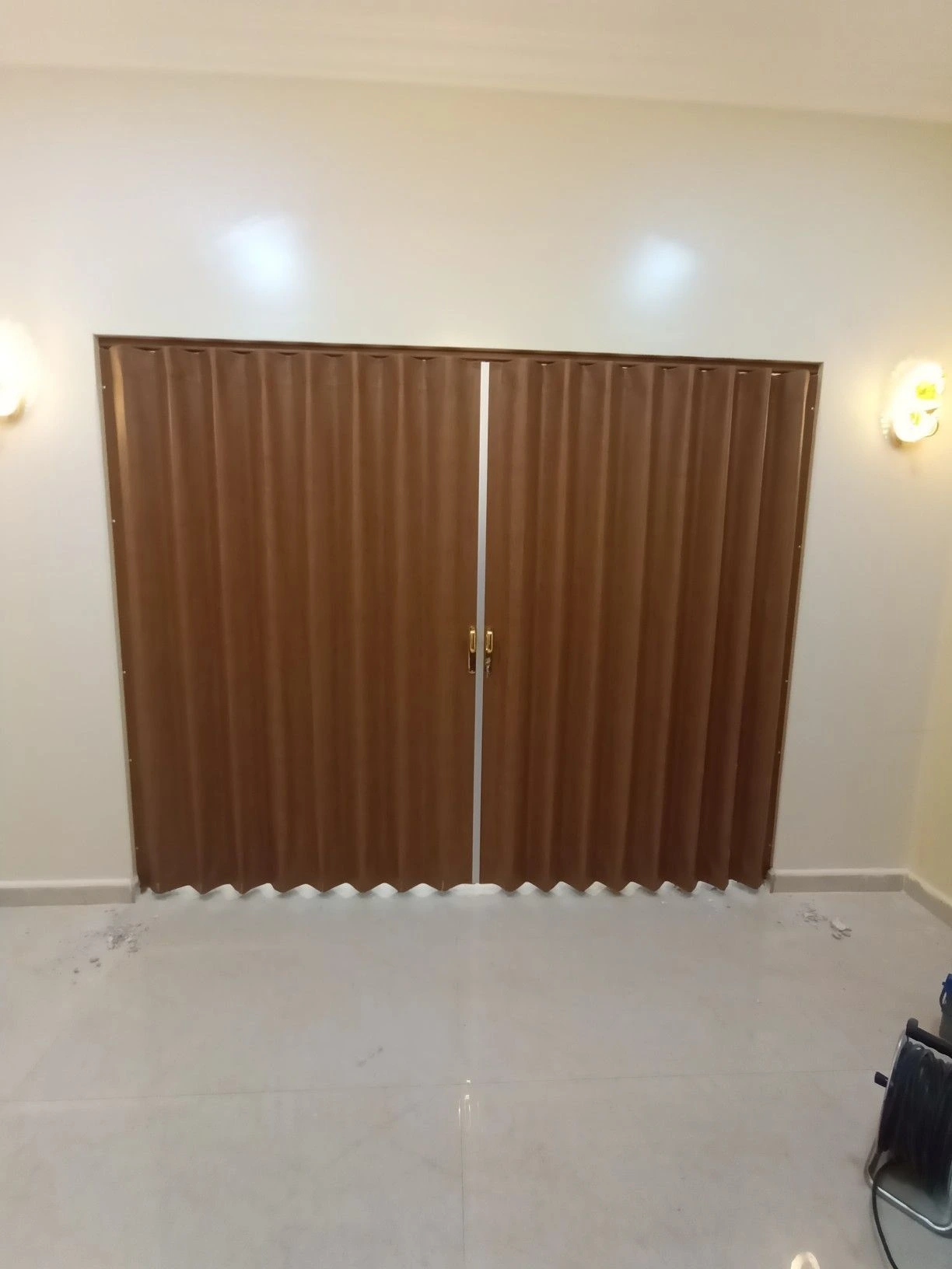 تنفيذ ابواب سحاب الرياض بخامات ممتازة